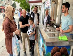 Birileri, Trkiyeyi eski kriz ortamlarna srklemek istiyor