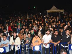 Hersek Sahilinde genlik festivali cokusu